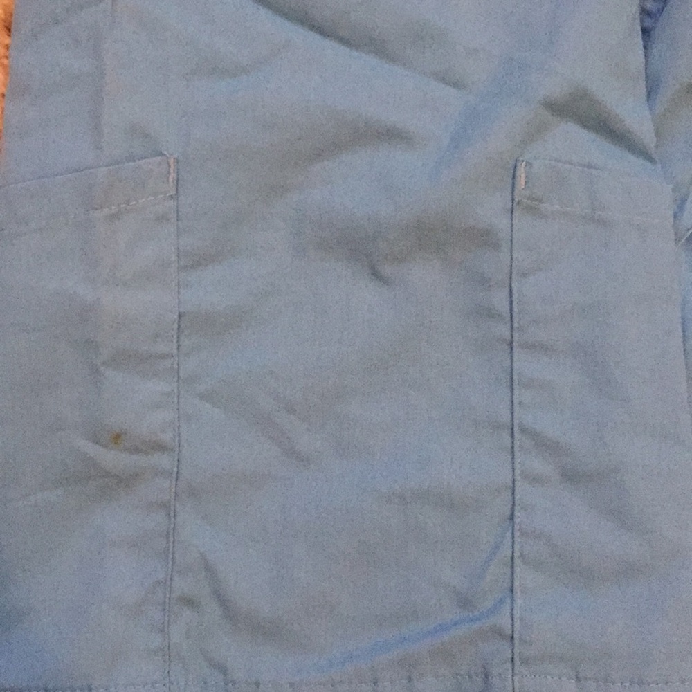 Scrub set - Picture 2 of 2